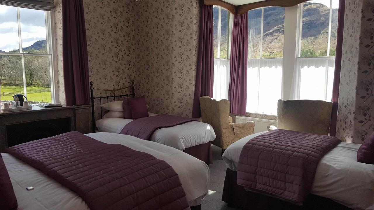 The Old Dungeon Ghyll Hotel Great Langdale Extérieur photo